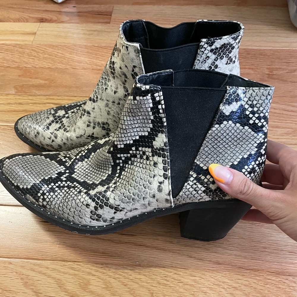 Universal Threads (Target) Snakeskin Booties